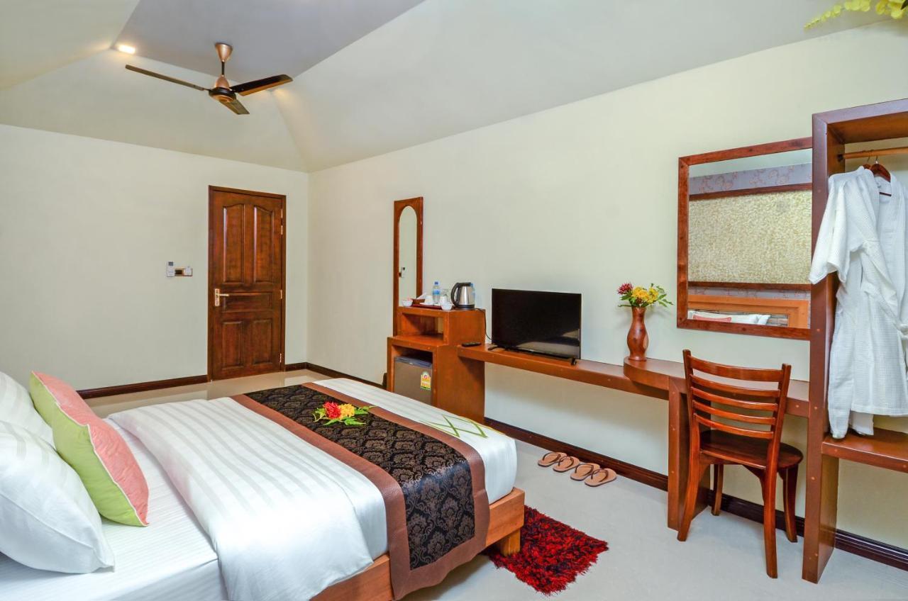 Maladiwa Beach & Spa Maafushi Exterior foto