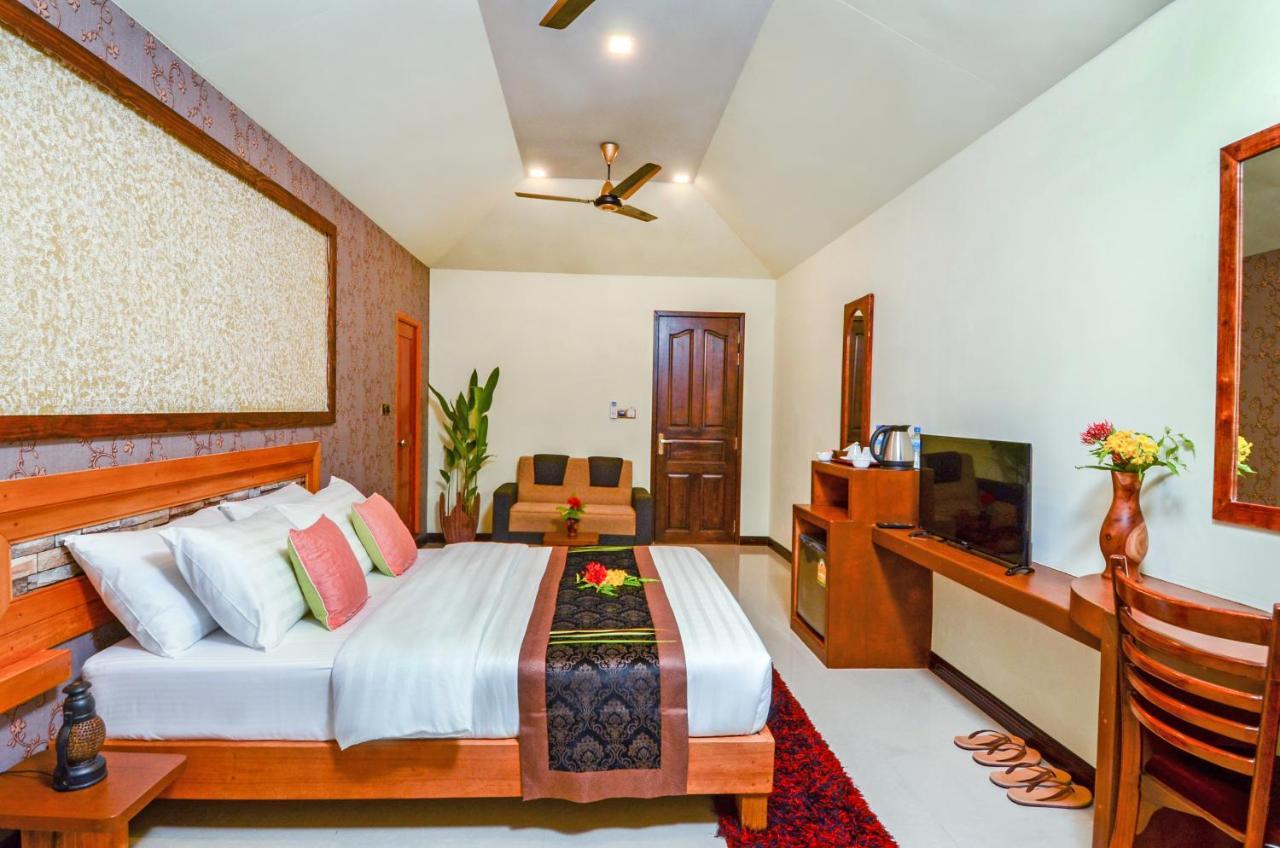 Maladiwa Beach & Spa Maafushi Exterior foto